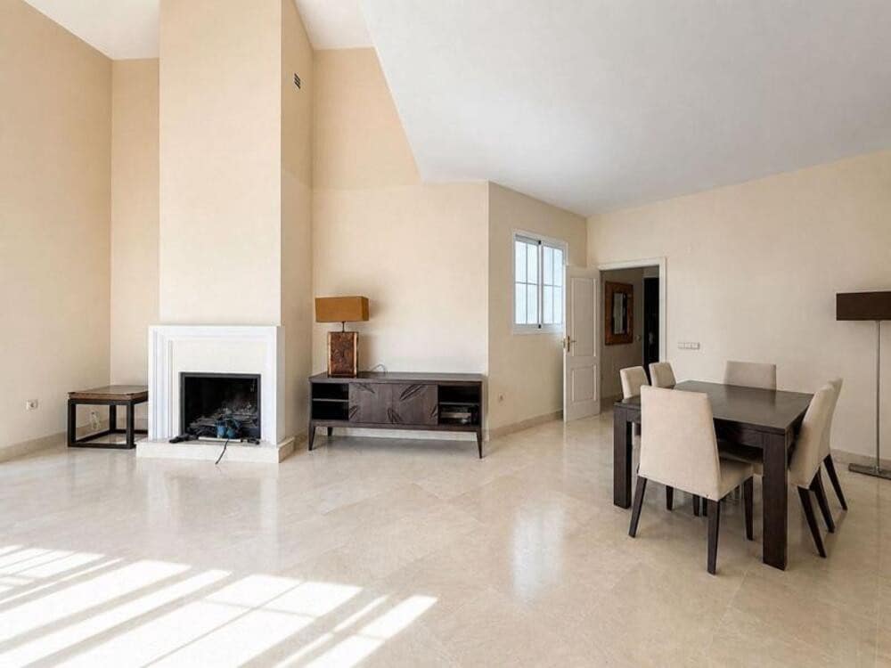 3 bedroom Penthouse for sale in Guadalmina with pool garage - € 595,000 (Ref: 9861467)