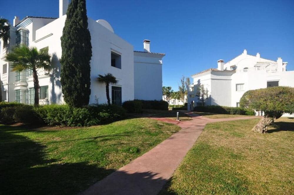 3 bedroom Penthouse for sale in Guadalmina with pool garage - € 595,000 (Ref: 9861467)