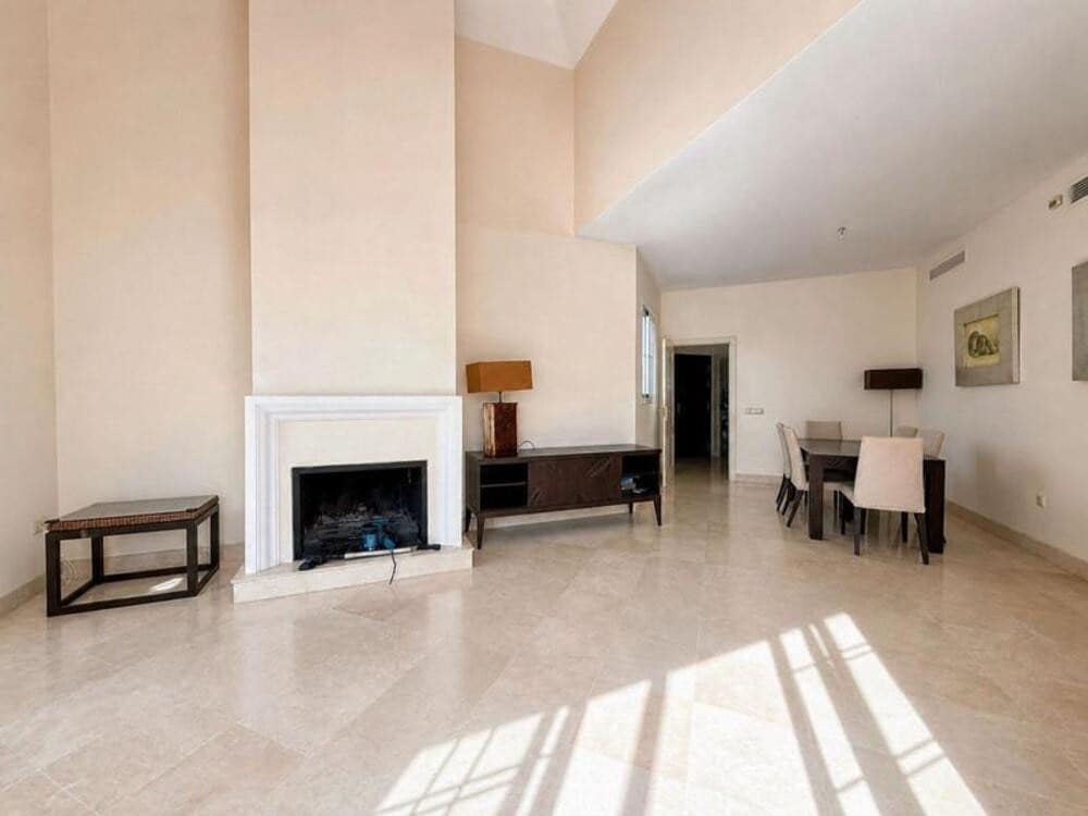 3 bedroom Penthouse for sale in Guadalmina with pool garage - € 595,000 (Ref: 9861467)