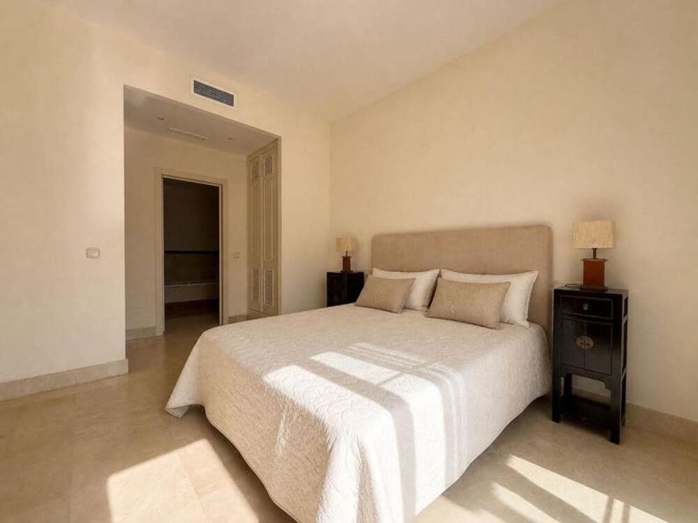 3 bedroom Penthouse for sale in Guadalmina with pool garage - € 595,000 (Ref: 9861467)