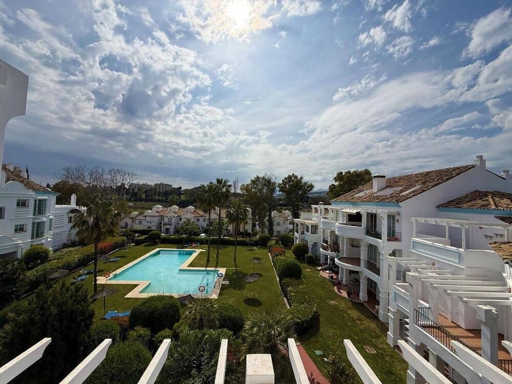 3 bedroom Penthouse for sale in Guadalmina with pool garage - € 595,000 (Ref: 9861467)
