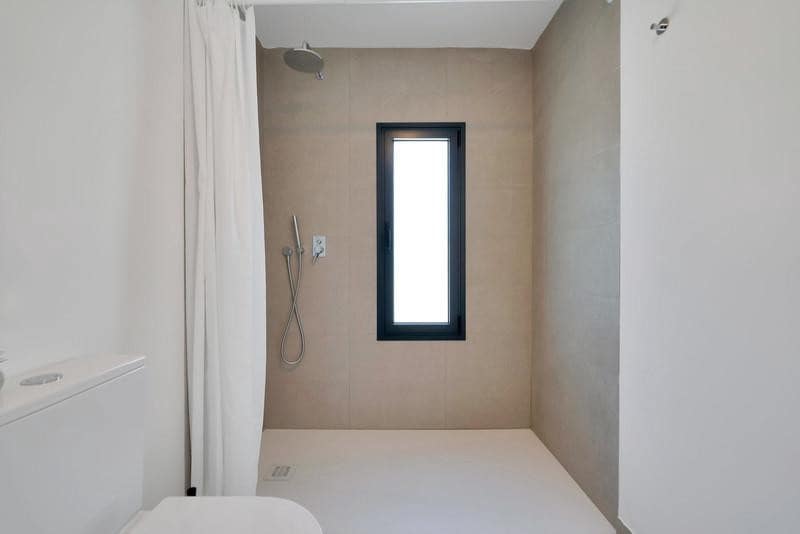 3 bedroom Semi-detached Villa for rent in Estepona with pool garage - € 5,000 (Ref: 9861468)