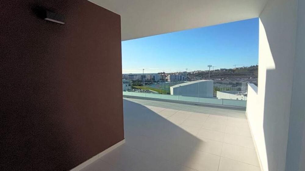 3 bedroom Apartment for rent in Estepona with pool garage - € 2,500 (Ref: 9863944)