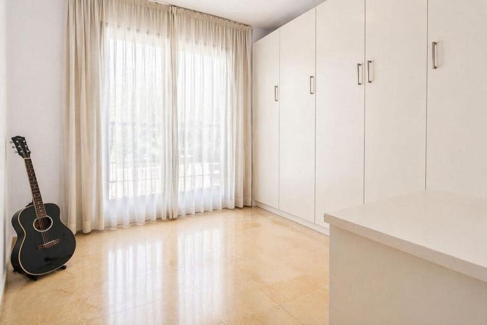 3 bedroom Apartment for sale in Bel-Air with pool garage - € 559,000 (Ref: 9863945)