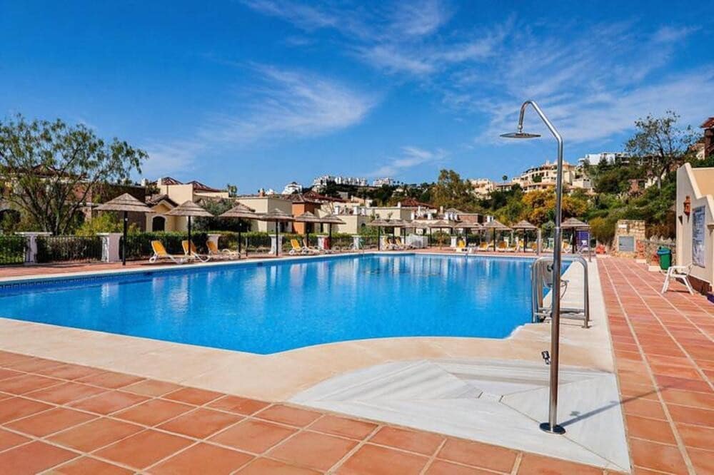 3 bedroom Apartment for sale in Bel-Air with pool garage - € 559,000 (Ref: 9863945)