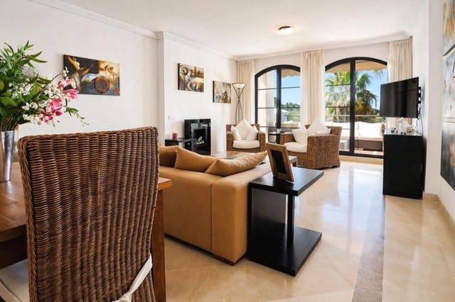 3 sovrum Lägenhet till salu i Bel-Air, Estepona med pool garage - 559 000 € (Ref: 9863945)