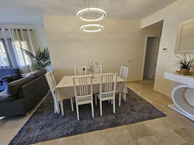 3 soverom Leilighet til leie i El Paraiso, Estepona med svømmebasseng - € 3 000 (Ref: 9863948)
