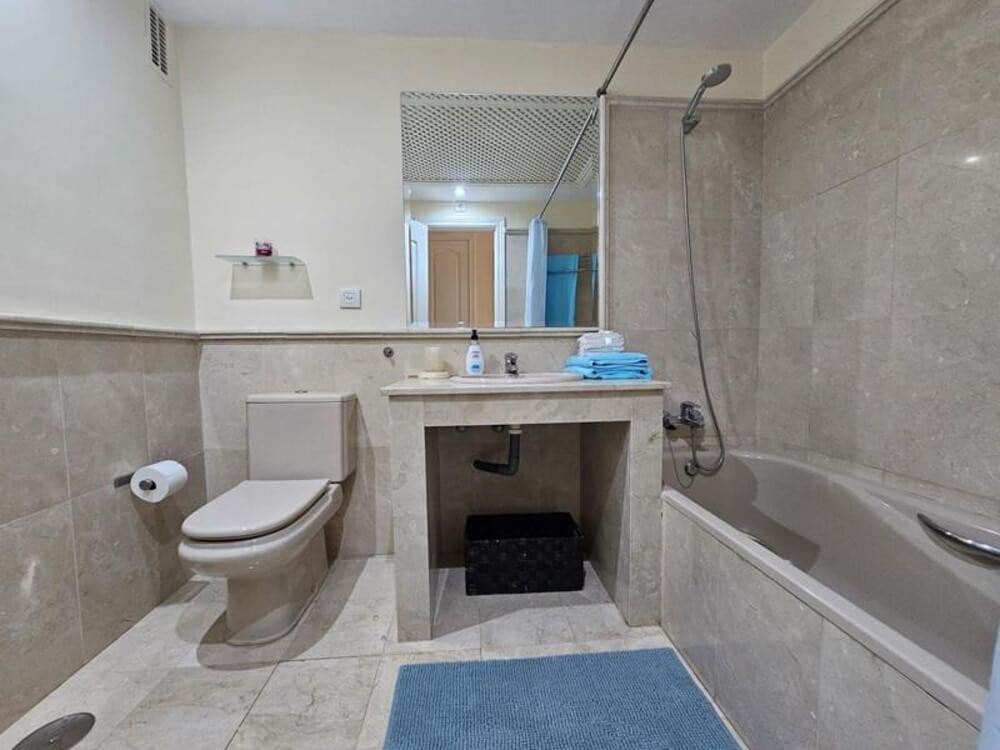 3 bedroom Apartment for rent in El Paraiso with pool - € 3,000 (Ref: 9863948)