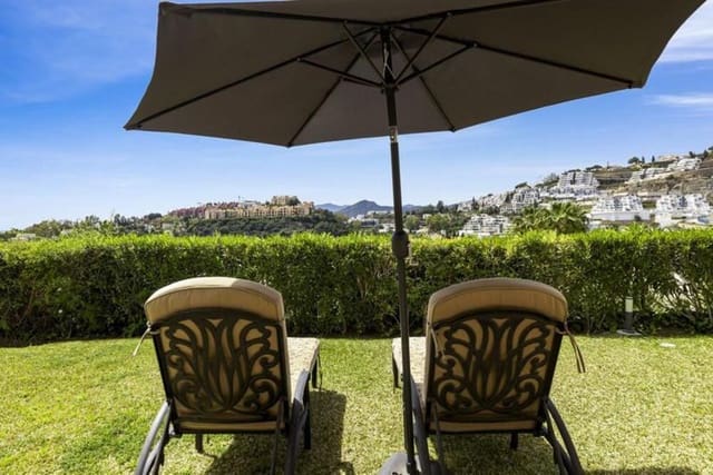3 bedroom Apartment for rent in La Quinta, Benahavís with pool garage - € 3,500 (Ref: 9863949)