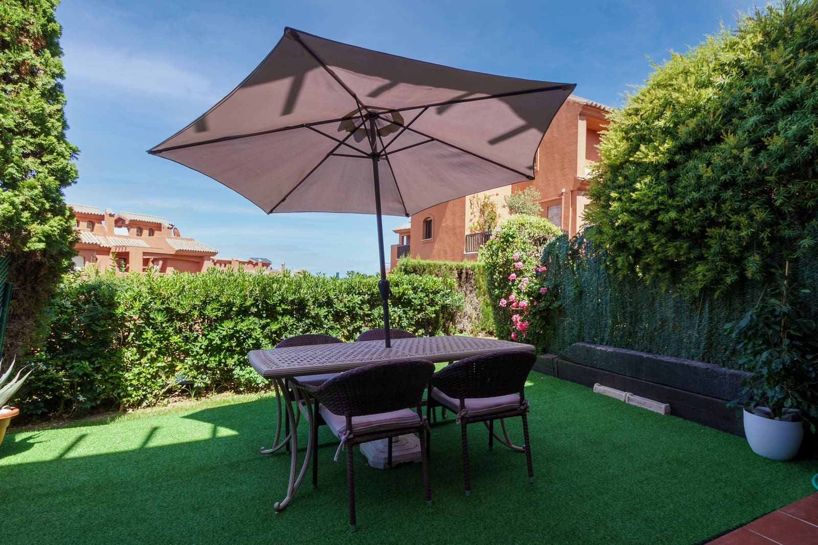 2 bedroom Apartment for holiday rental in Buenas Noches with pool garage - € 1,200 (Ref: 9863950)