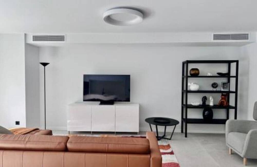 3 bedroom Apartment for rent in Marbella with pool garage - € 5,500 (Ref: 9863951)
