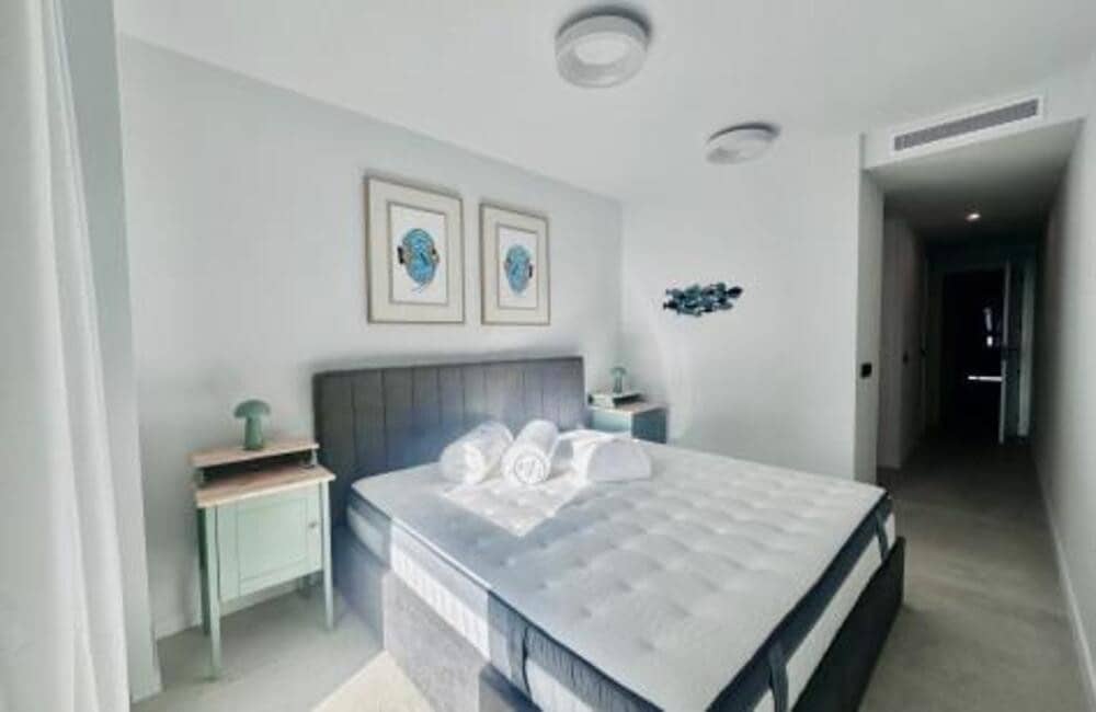 3 bedroom Apartment for rent in Marbella with pool garage - € 5,500 (Ref: 9863951)