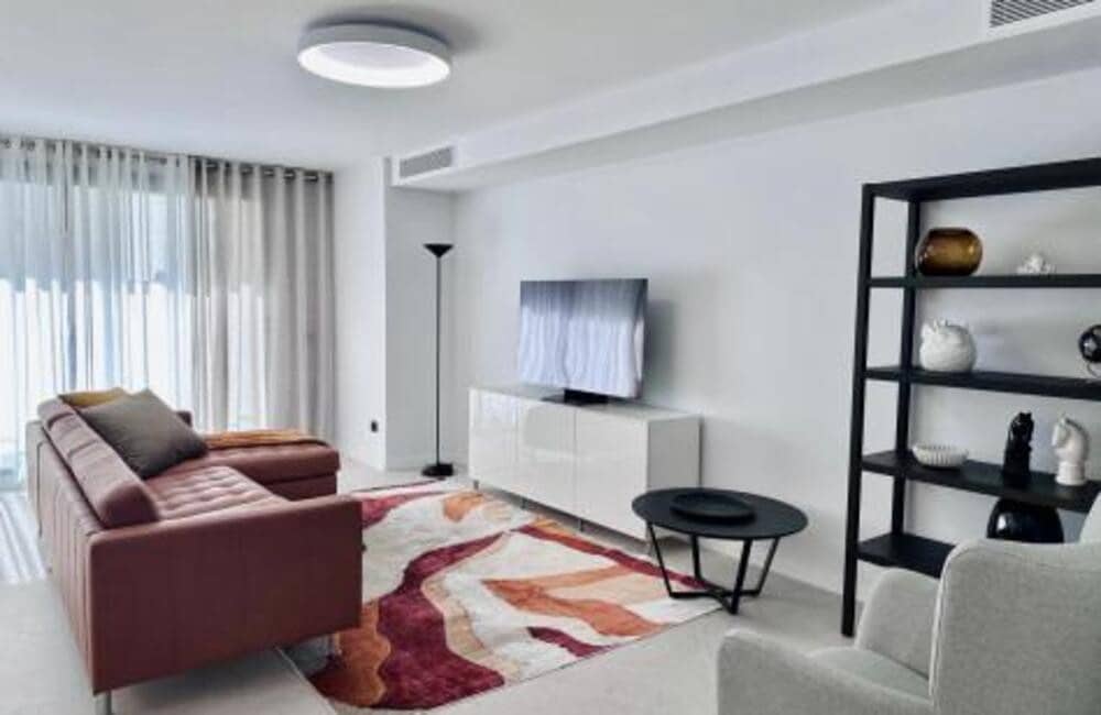 3 bedroom Apartment for holiday rental in Marbella with pool garage - € 2,500 (Ref: 9863952)