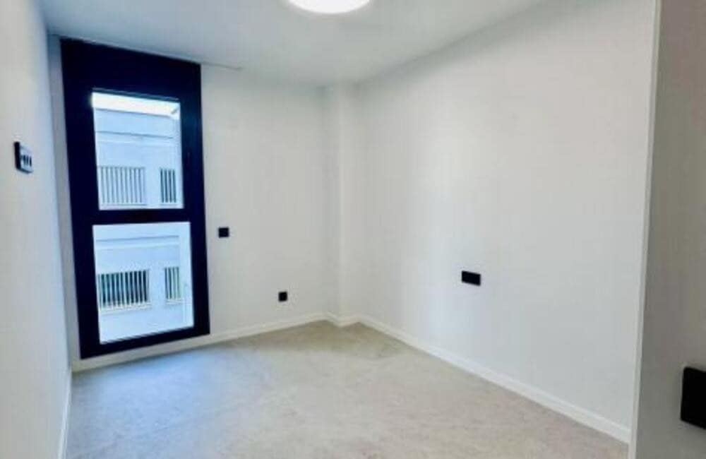 3 bedroom Apartment for holiday rental in Marbella with pool garage - € 2,500 (Ref: 9863952)