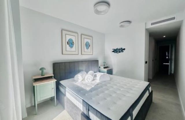 3 bedroom Apartment for holiday rental in Casco Antiguo, Marbella with pool garage - € 2,500 (Ref: 9863952)