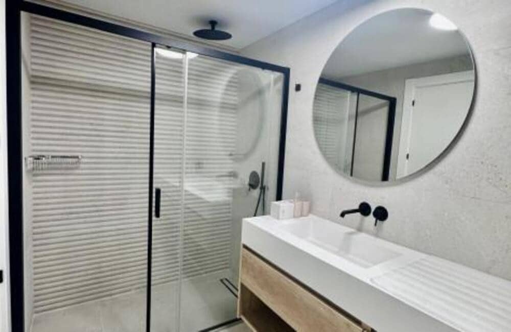 3 bedroom Apartment for holiday rental in Marbella with pool garage - € 2,500 (Ref: 9863952)