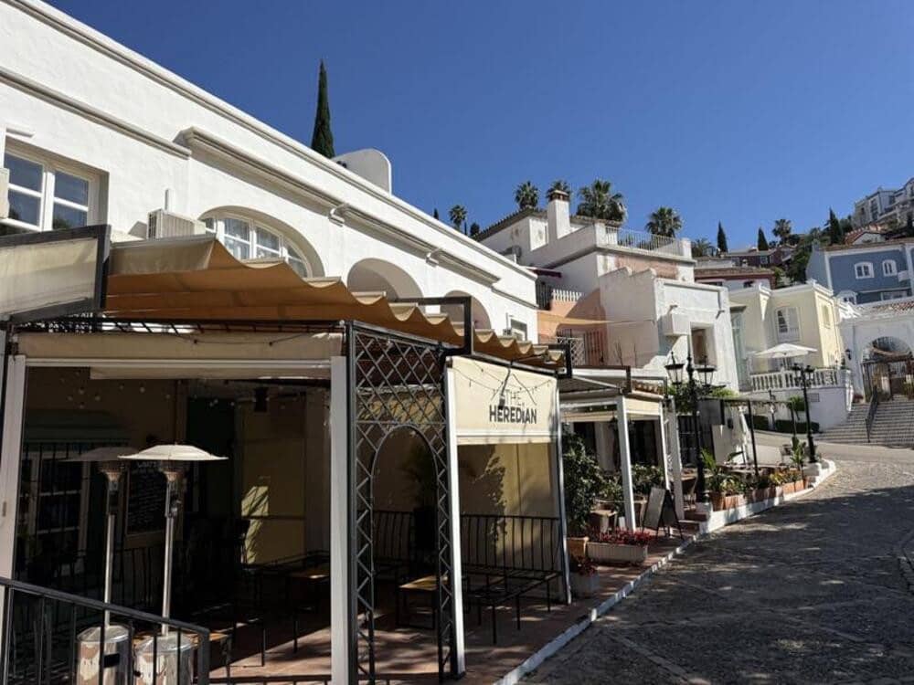 2 bedroom Apartment for rent in La Heredia with pool garage - € 2,800 (Ref: 9866360)