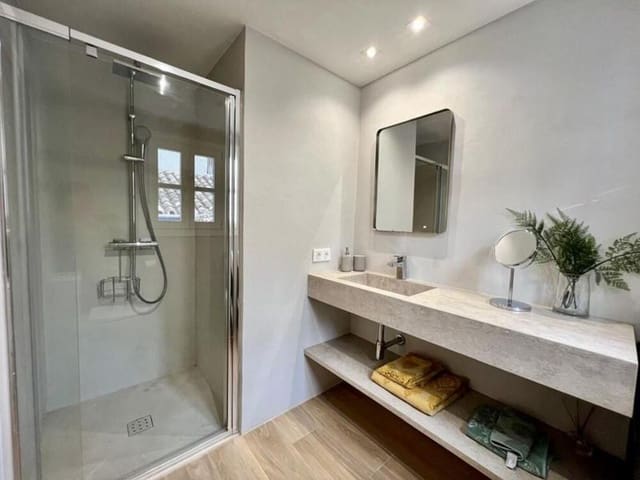 2 bedroom Apartment for rent in La Heredia, Benahavís with pool garage - € 2,800 (Ref: 9866360)