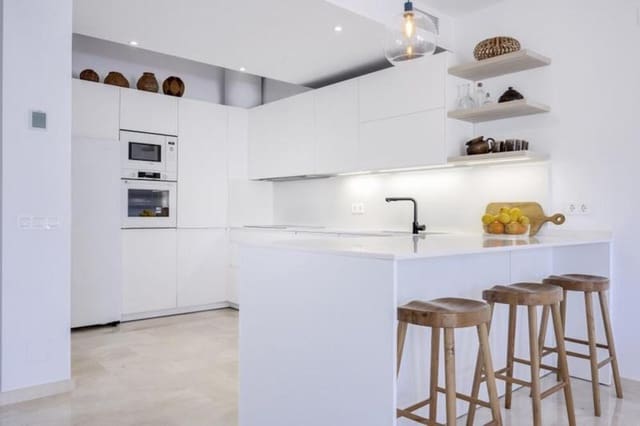 4 quarto Casa em Banda para venda em La Quinta, Benahavís com garagem - 875 000 € (Ref: 9866362)