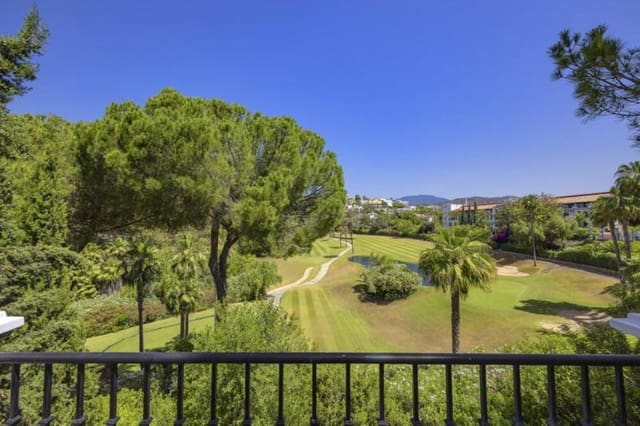 4 quarto Casa em Banda para venda em La Quinta, Benahavís com garagem - 875 000 € (Ref: 9866362)