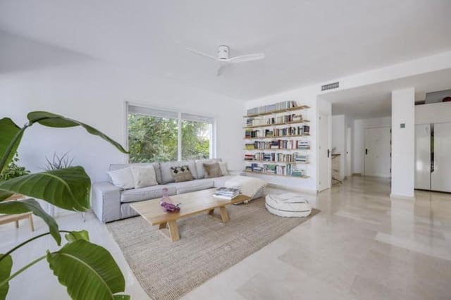 4 quarto Casa em Banda para venda em La Quinta, Benahavís com garagem - 875 000 € (Ref: 9866362)
