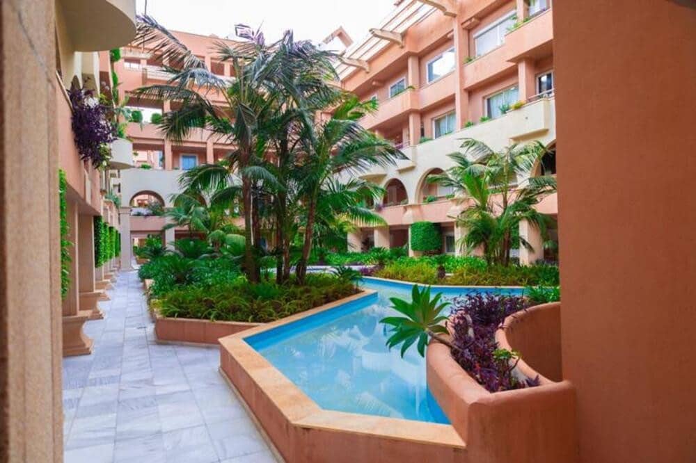 2 slaapkamer Appartement te koop in Marbella met zwembad garage - € 549.000 (Ref: 9866365)