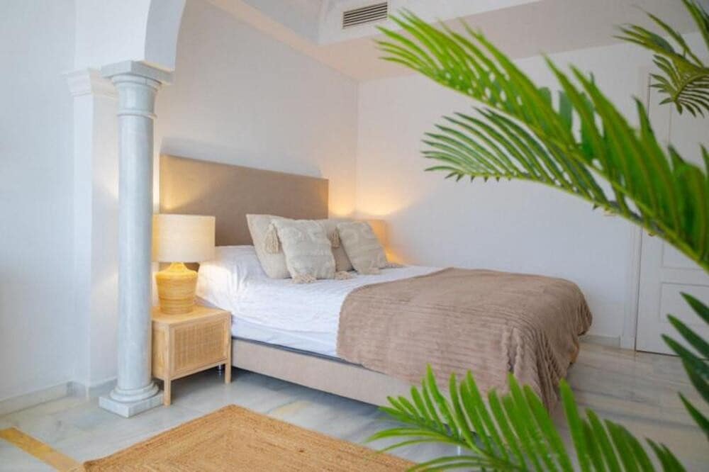 2 slaapkamer Appartement te koop in Marbella met zwembad garage - € 549.000 (Ref: 9866365)