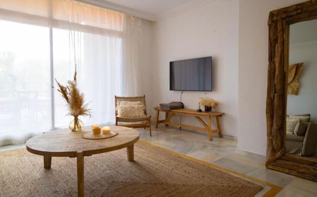 2 slaapkamer Appartement te koop in Los Naranjos, Marbella met zwembad garage - € 549.000 (Ref: 9866365)
