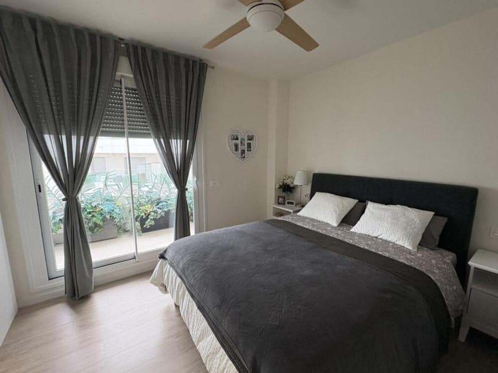3 bedroom Apartment for rent in Marbella with pool garage - € 3,000 (Ref: 9866366)