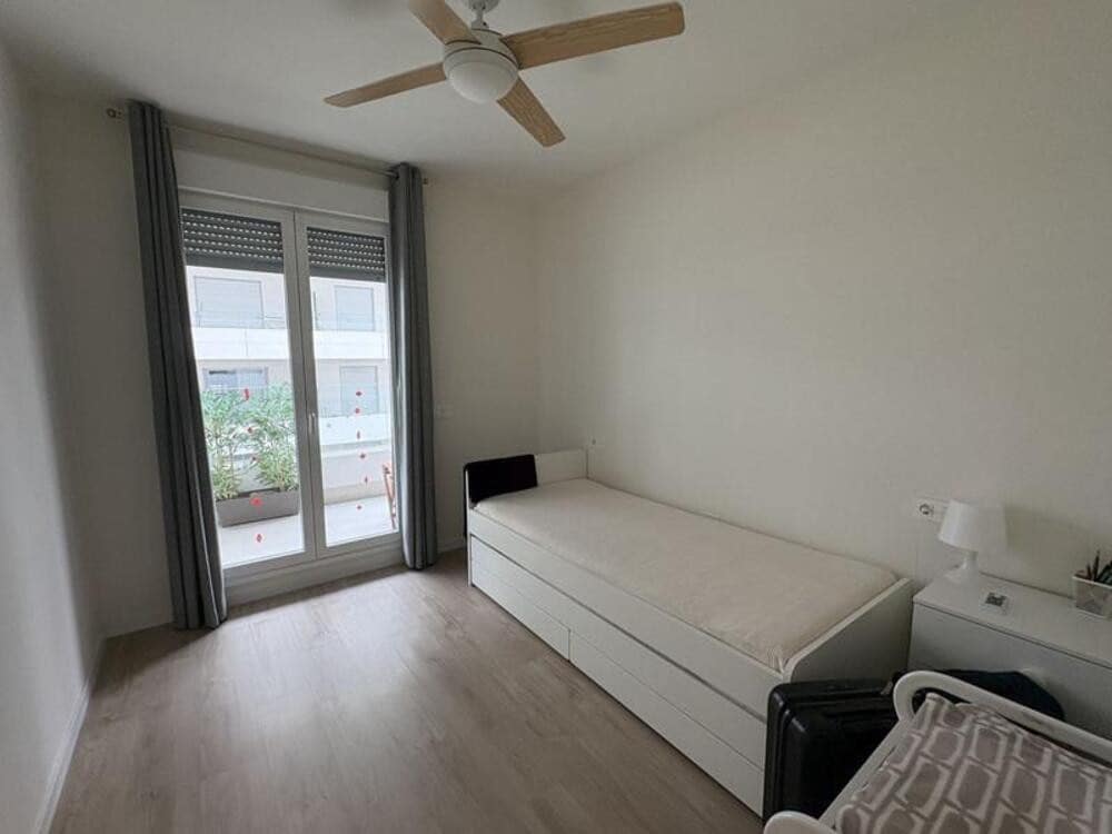 3 bedroom Apartment for rent in Marbella with pool garage - € 3,000 (Ref: 9866366)