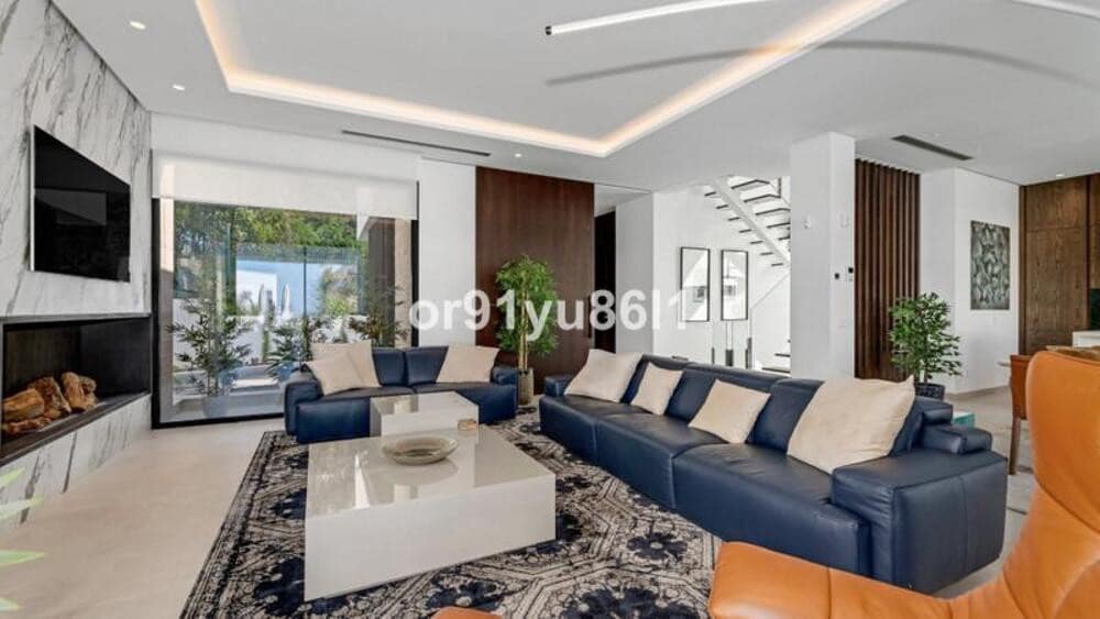 4 sypialnia Willa na sprzedaż w Marbella z basenem garażem - 3 995 000 € (Ref: 9868125)