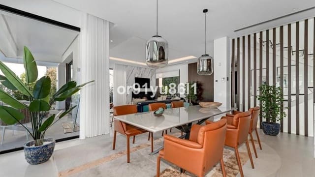 4 sypialnia Willa na sprzedaż w La Merced, Marbella z basenem garażem - 3 995 000 € (Ref: 9868125)