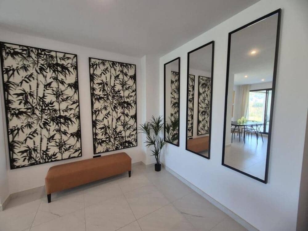 2 bedroom Apartment for rent in Estepona with pool garage - € 2,950 (Ref: 9868126)
