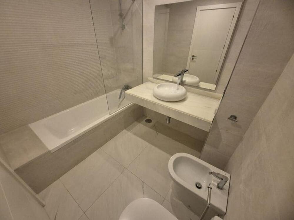 2 bedroom Apartment for rent in Estepona with pool garage - € 2,950 (Ref: 9868126)