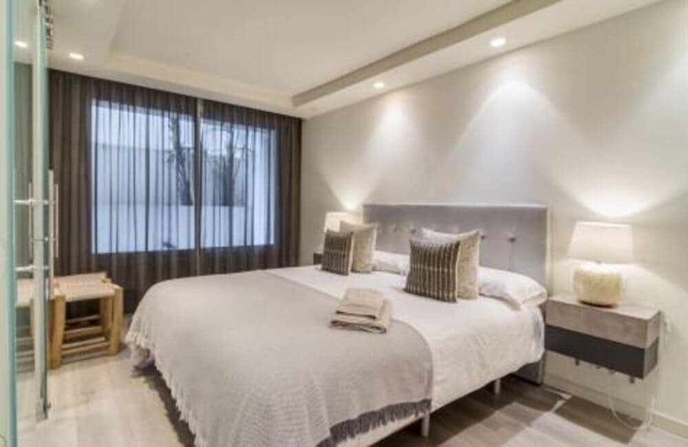 4 soverom Villa til leie i Marbella med svømmebasseng garasje - € 9 100 (Ref: 9868127)