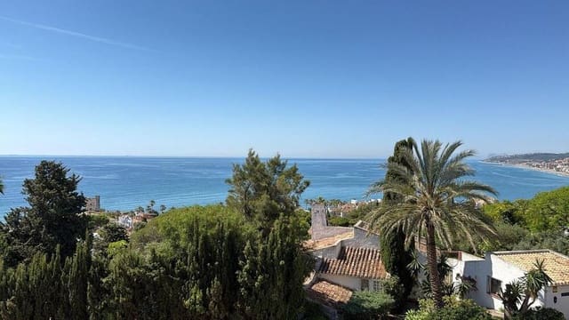 3 soverom Leilighet til leie i Casares Pueblo, Casares med svømmebasseng garasje - € 2 300 (Ref: 9868128)