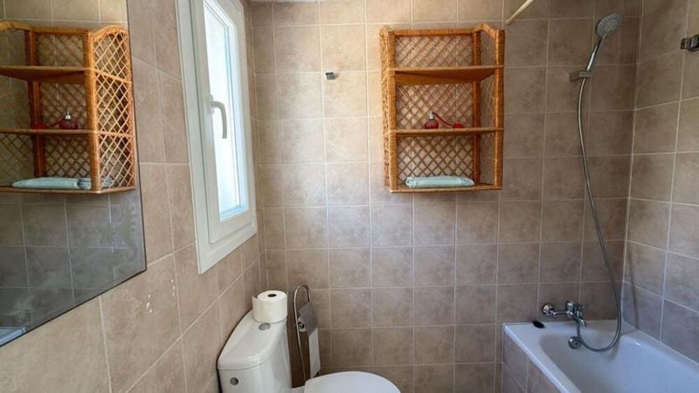 3 bedroom Apartment for rent in Casares with pool garage - € 2,300 (Ref: 9868128)