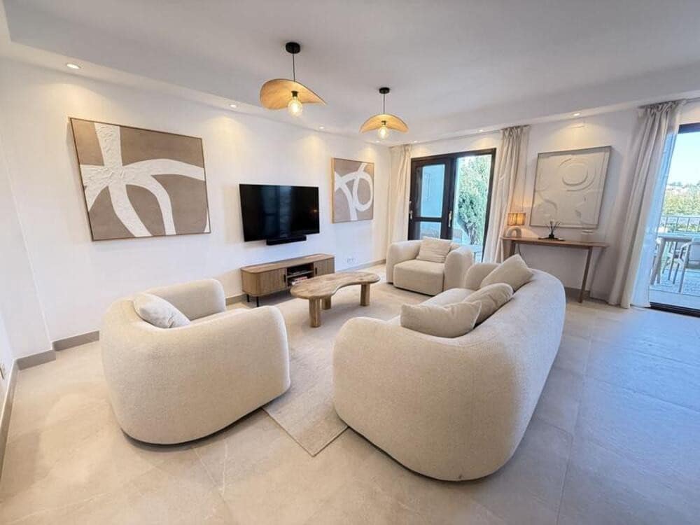 4 slaapkamer Huis te koop in Benahavis met zwembad garage - € 750.000 (Ref: 9868129)