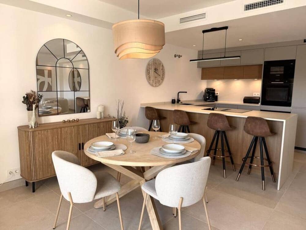 4 slaapkamer Huis te koop in Benahavis met zwembad garage - € 750.000 (Ref: 9868129)