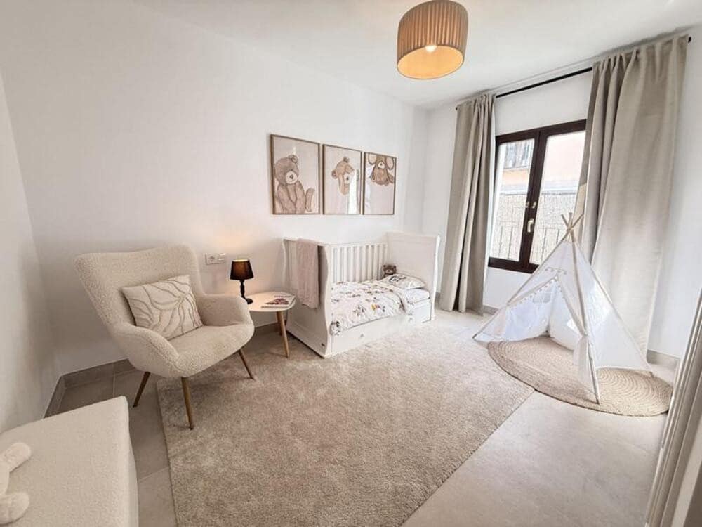 4 slaapkamer Huis te koop in Benahavis met zwembad garage - € 750.000 (Ref: 9868129)