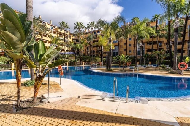 3 soveværelse Lejlighed til leje i Nueva Alcántara, Marbella med swimmingpool - € 2.800 (Ref: 9868130)