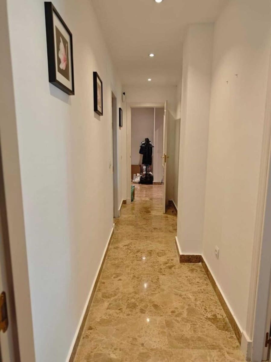 3 makuuhuone Huoneisto vuokrattavana paikassa San Pedro de Alcantara mukana uima-altaan - 2 800 € (Ref: 9868130)