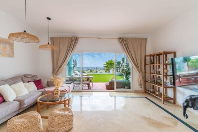 3 Zimmer Apartment zu verkaufen in El Paraíso, Benahavís mit Pool Garage - 750.000 € (Ref: 9868132)