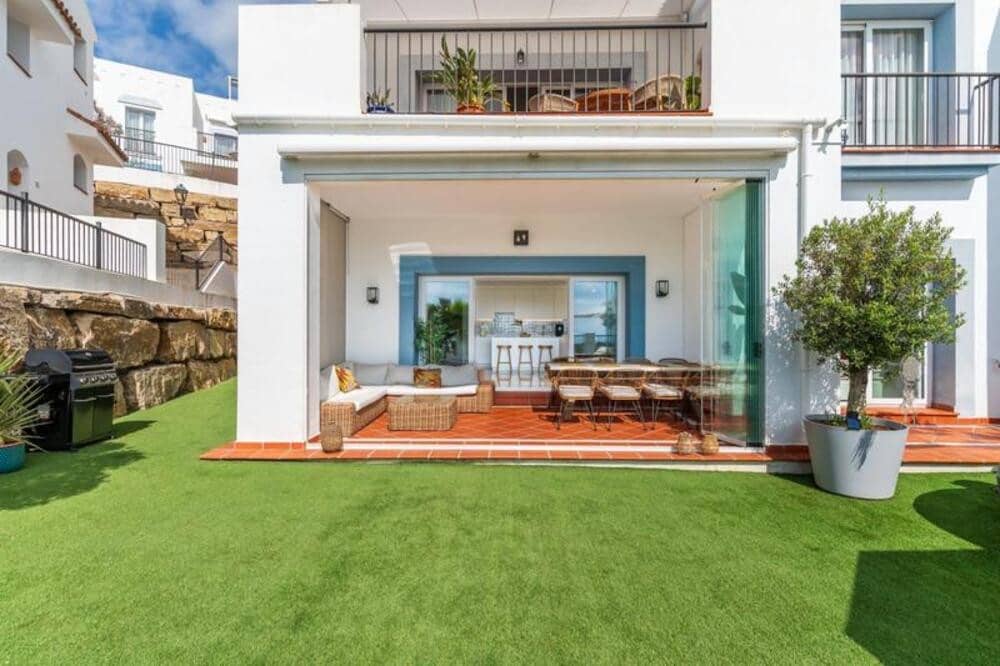3 slaapkamer Appartement te huur in Benahavis met zwembad garage - € 3.800 (Ref: 9868133)