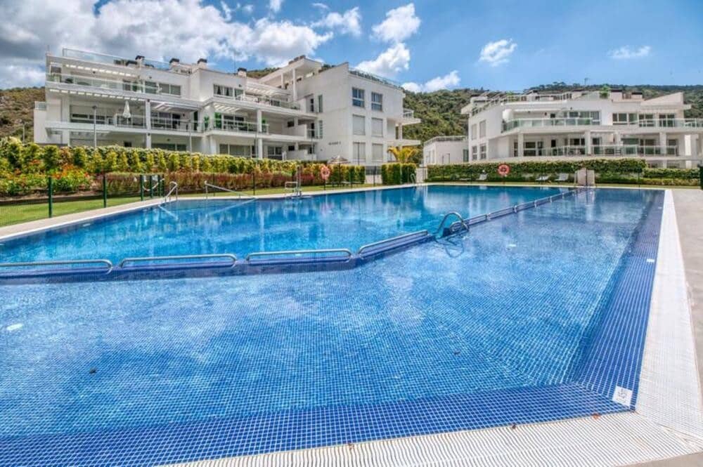 3 soveværelse Penthouse til salg i Benahavis med swimmingpool garage - € 750.000 (Ref: 9872885)