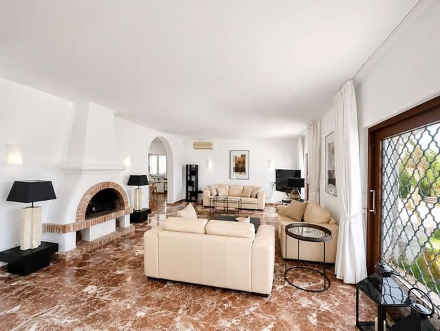 4 Zimmer Villa zu vermieten in El Paraiso, Estepona mit Pool Garage - 7.000 € (Ref: 9872887)