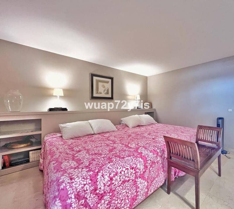 2 soverom Leilighet til leie i Marbella med svømmebasseng garasje - € 3 400 (Ref: 9872889)