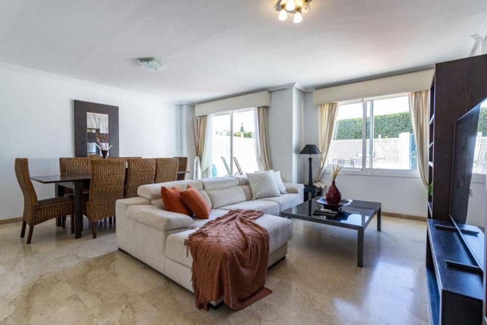 4 soveværelse Byhus til salg i Bel-Air med swimmingpool garage - € 590.000 (Ref: 9875611)