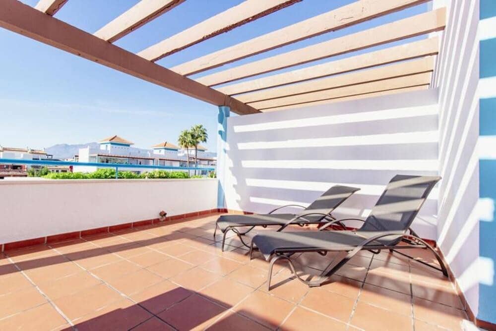 4 soveværelse Byhus til salg i Bel-Air med swimmingpool garage - € 590.000 (Ref: 9875611)