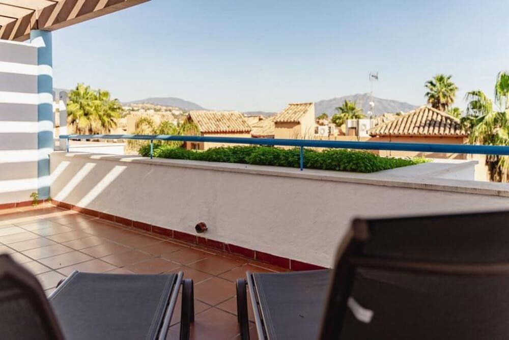 4 soveværelse Byhus til salg i Bel-Air med swimmingpool garage - € 590.000 (Ref: 9875611)